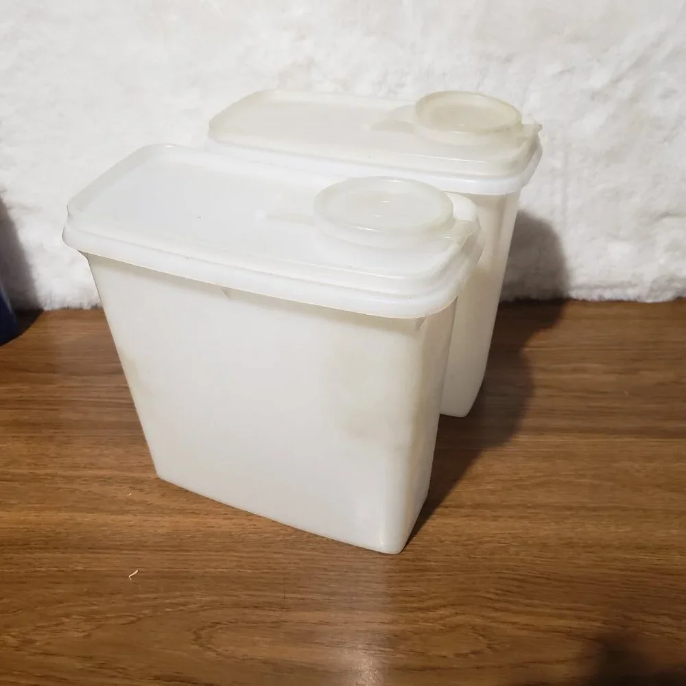 Vintage Tupperware 469-1 Cereal Food Storage Containers Clear‎ Lot of 2 Pour Lid